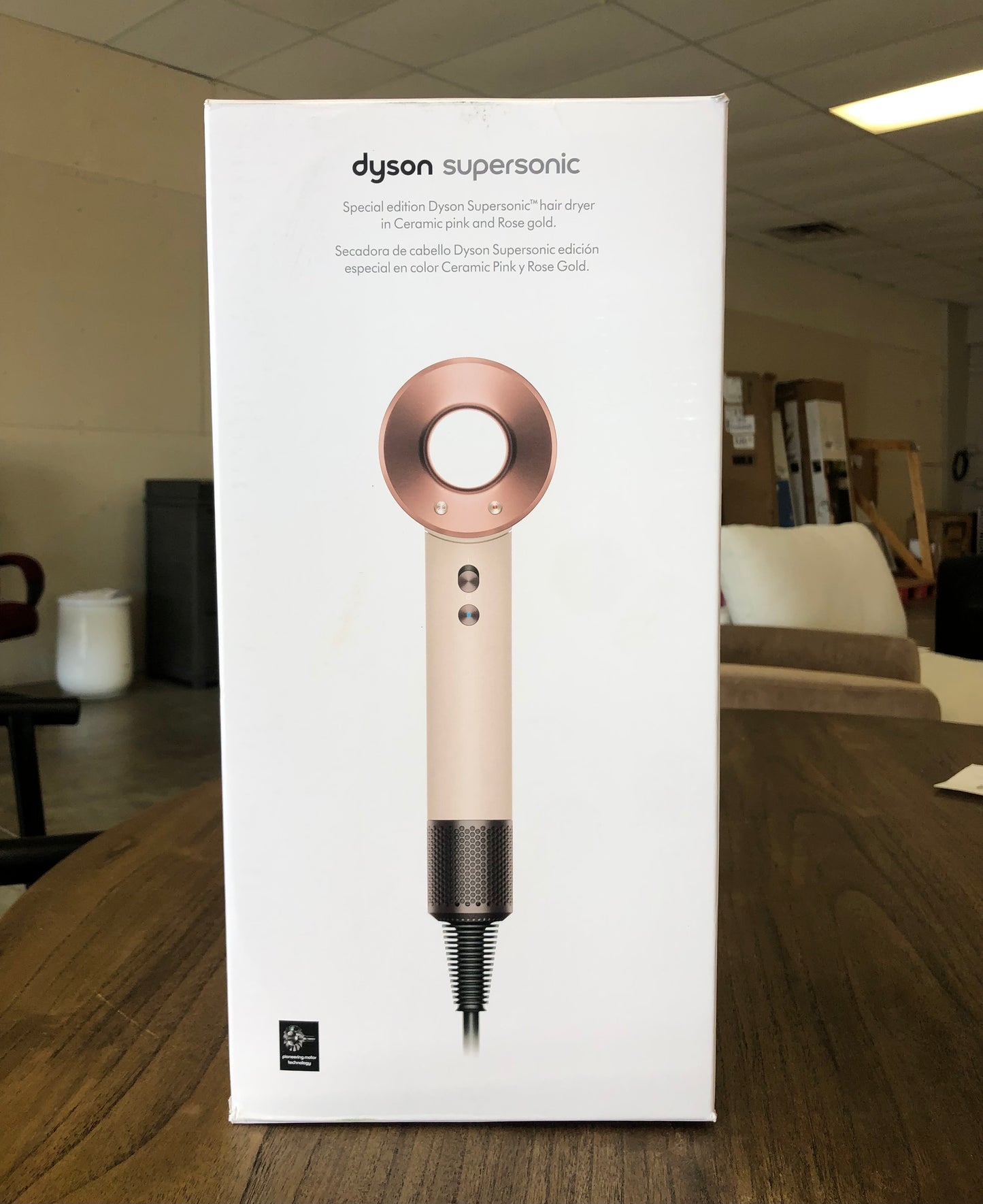 Dyson Limited edition Ceramic Pink and Rose gold Supersonic™ hair dryer with Onyx and Rose Presentation case